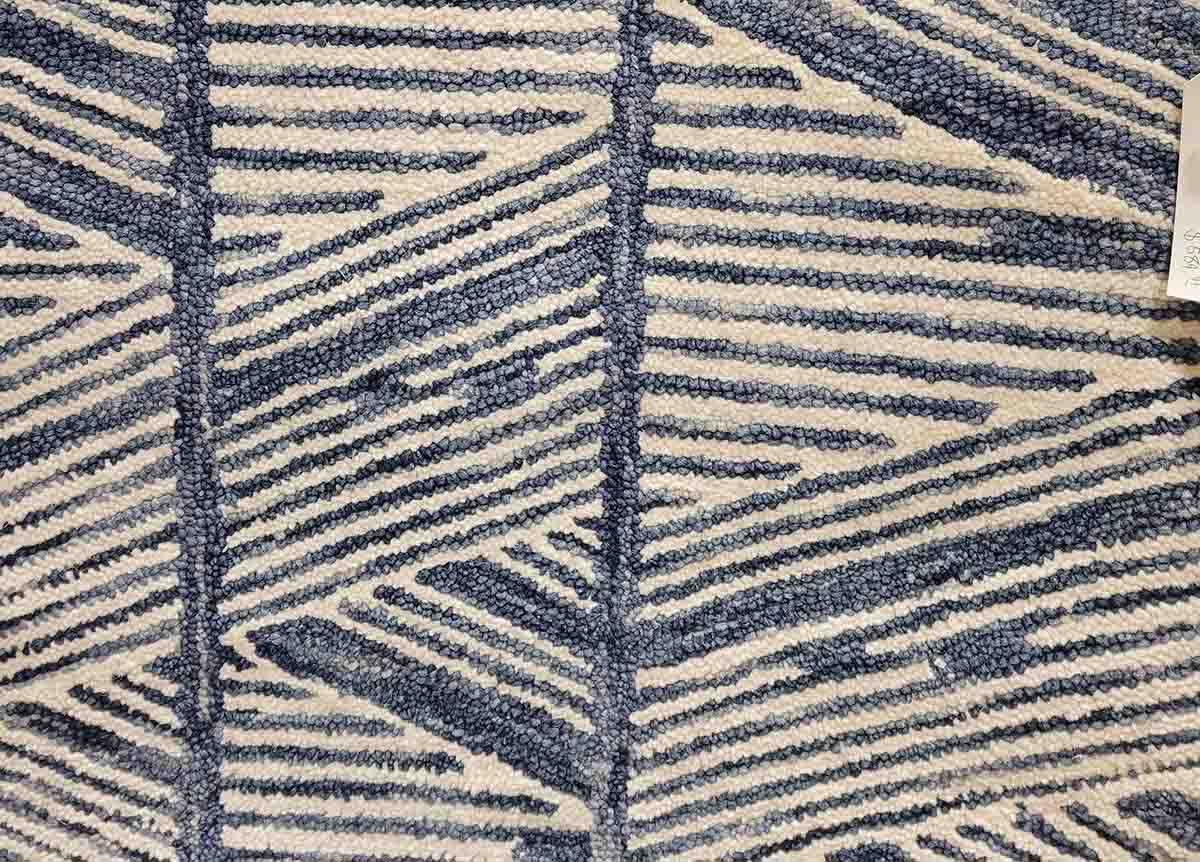 hooked-or-looped-rugs